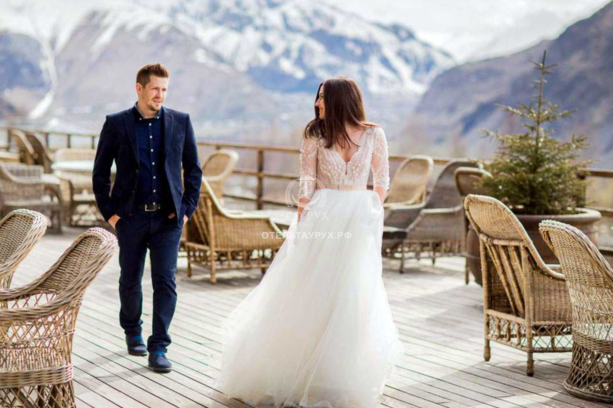 Свадьба в горах / ТАУРУХ- отель на горнолыжном курорте Домбай.